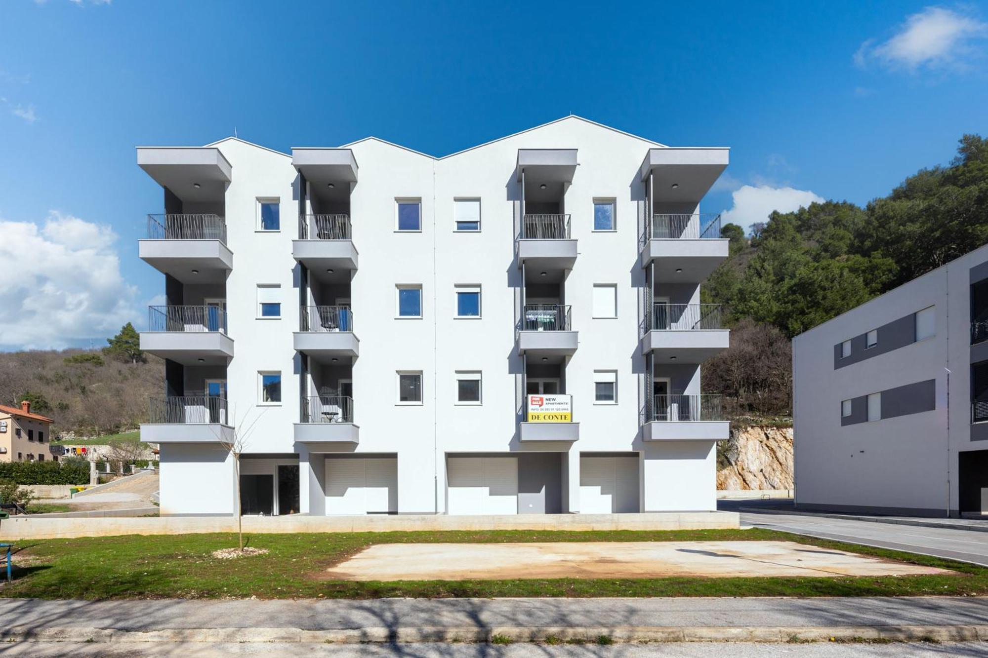 Seafront Villa Andrijana - Happy Rentals Plomin Exteriör bild