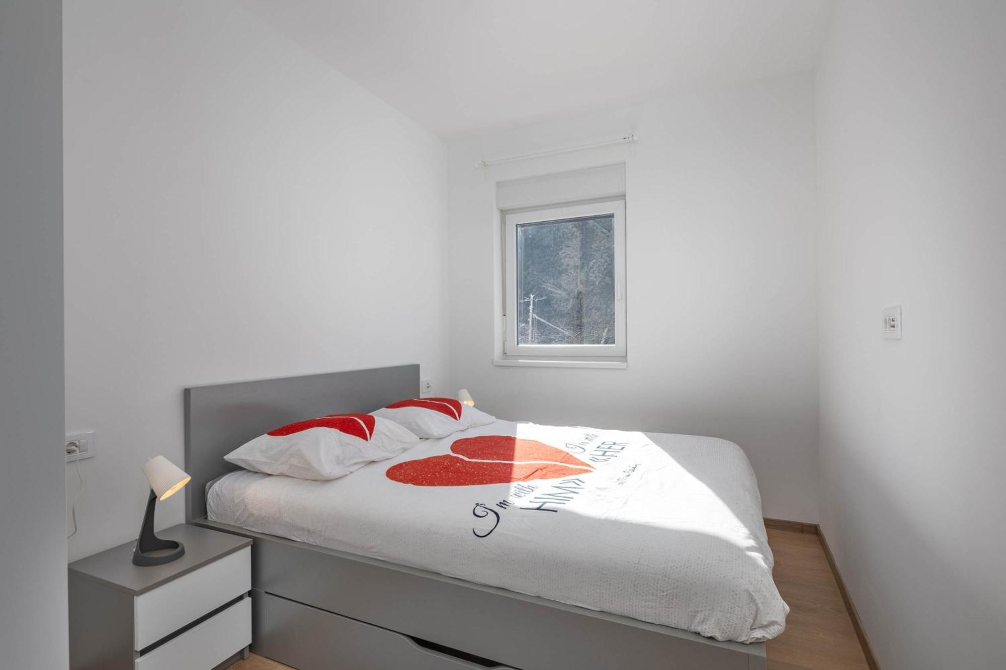 Seafront Villa Andrijana - Happy Rentals Plomin Exteriör bild