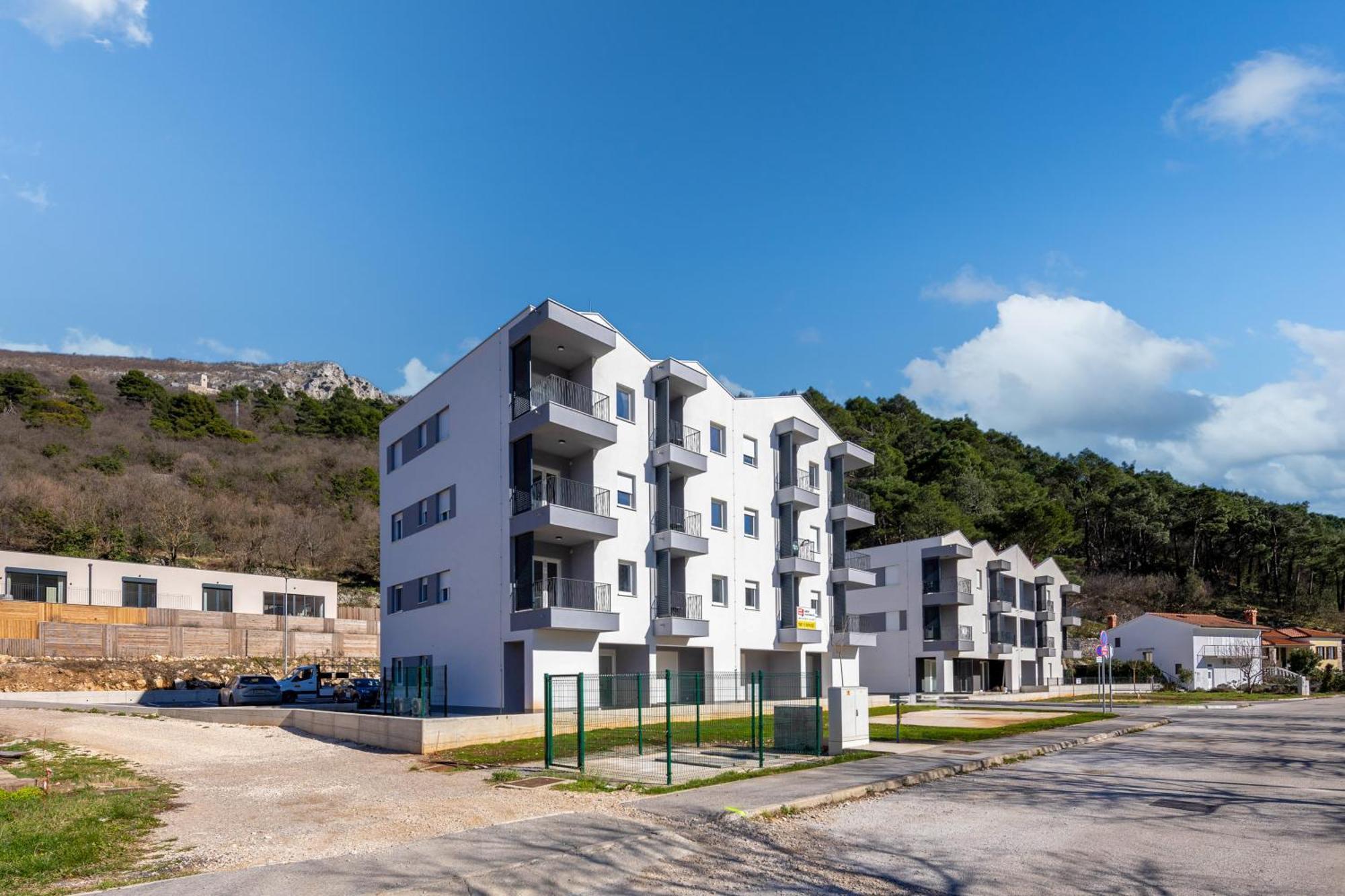 Seafront Villa Andrijana - Happy Rentals Plomin Exteriör bild